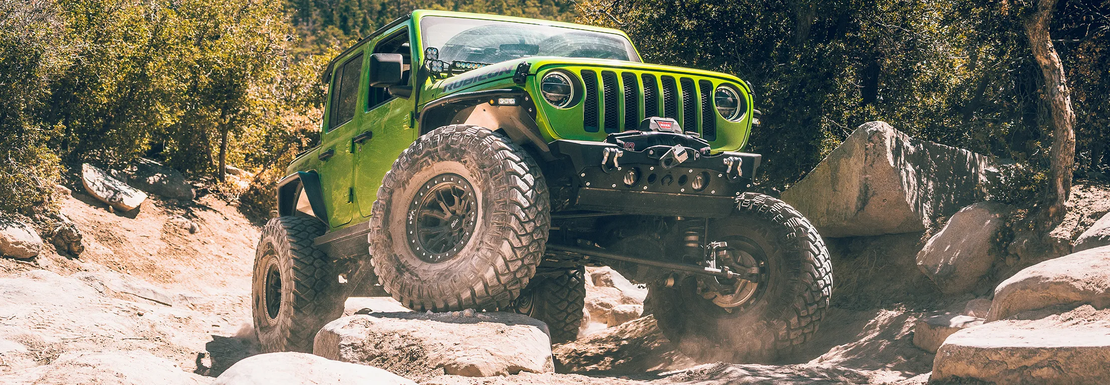 Jeep 4x4 canada offroad with big tires